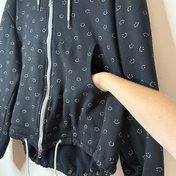 MINJIENA Smile Winter Streetwear Print Airport Loungewear Hoodie Sweatshirt Set - Picture 13 of 15